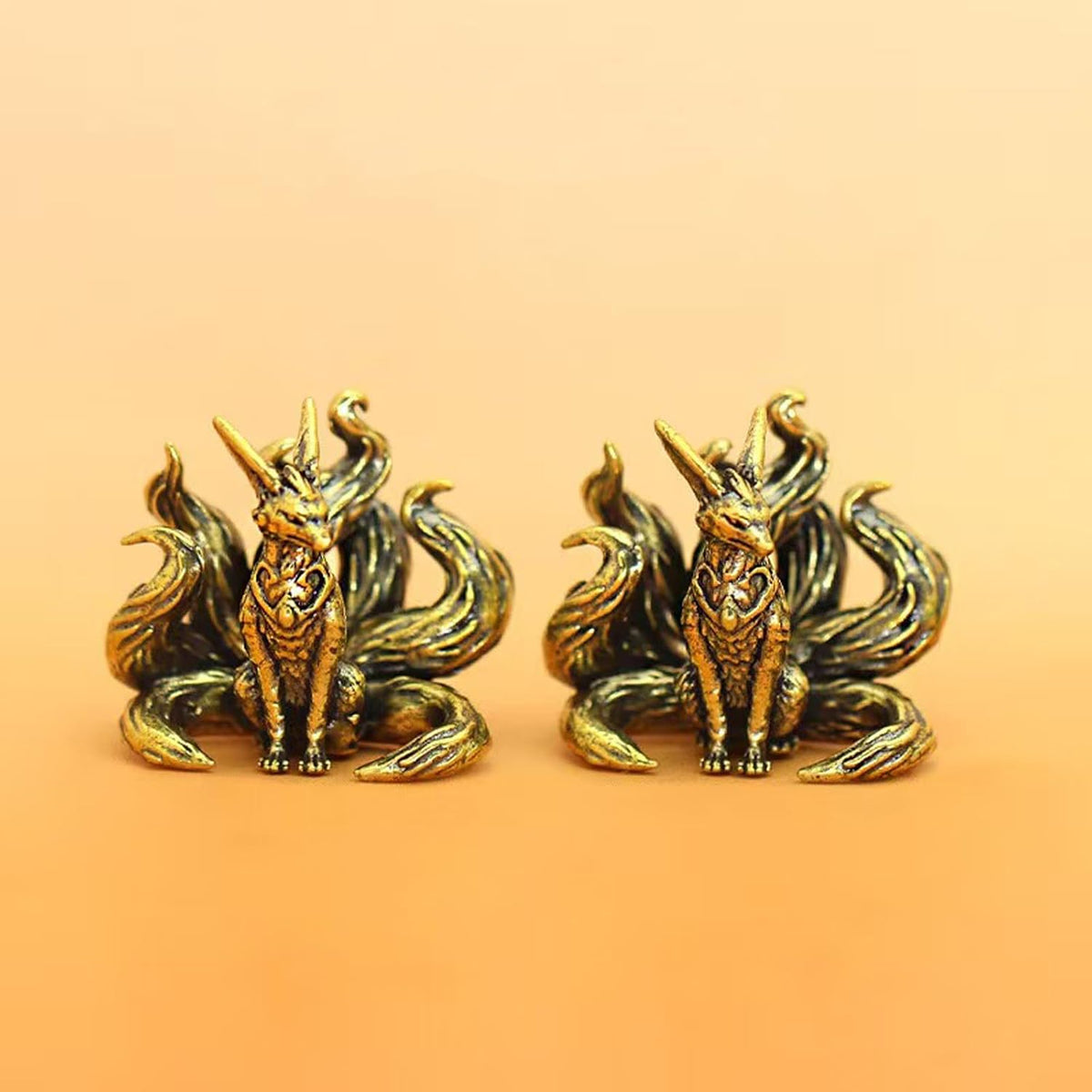 FormaHaven Brass Decorative Sculpture – Elegant Desktop Ornament