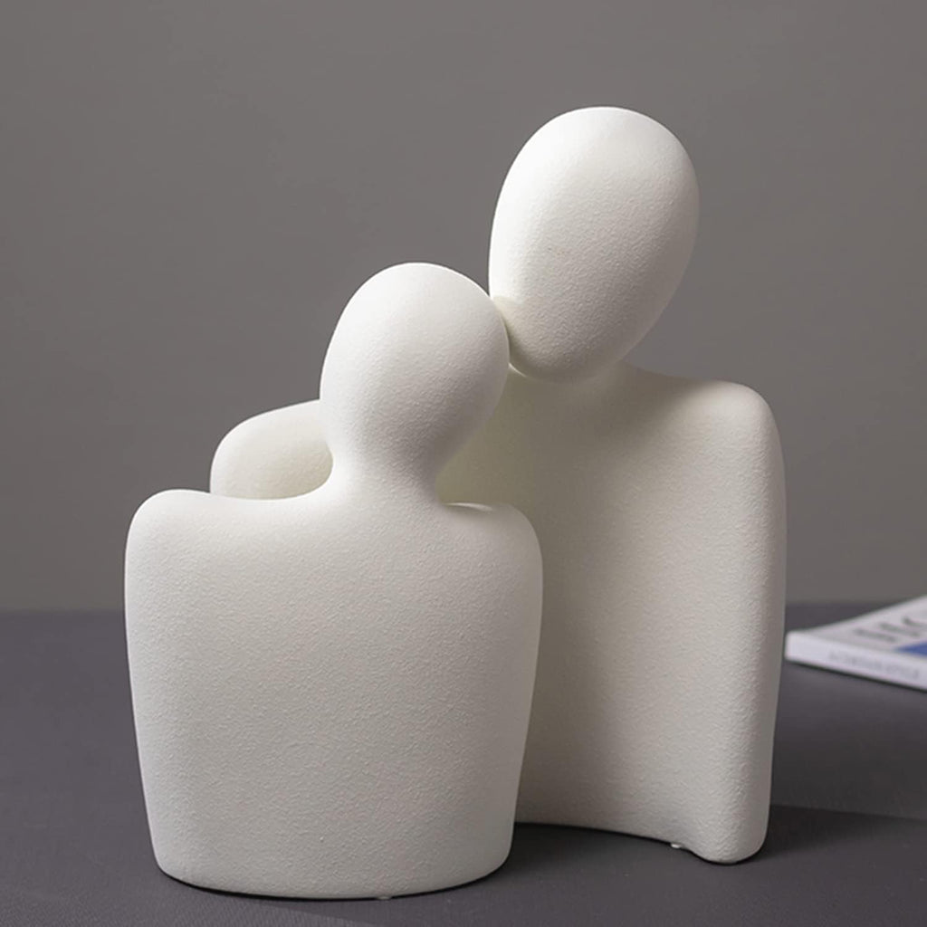 FormaHaven White Ceramic Couple Sculpture – Modern Romantic Home Decor